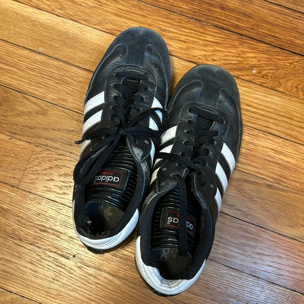 Adidas Sambas